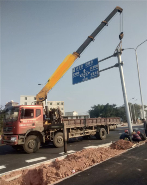 红岗区设备吊装租赁吊车要用多大吊车